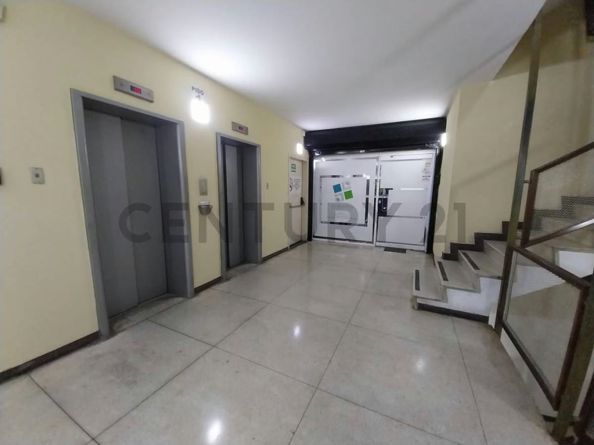 Oficina amoblada en Alquiler en El Rosal con servicios incluidos - 6