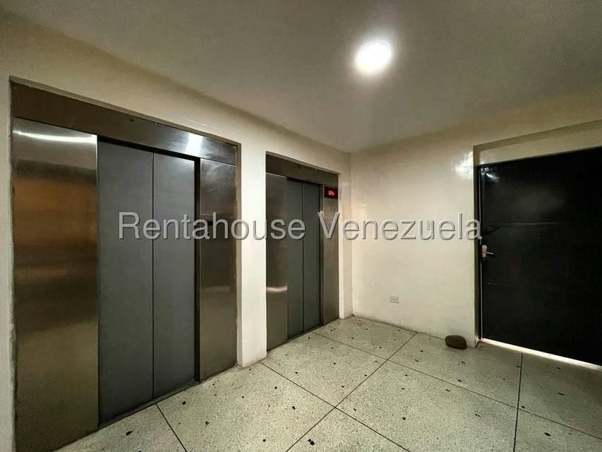 Apartamento (1 Nivel) en Venta en Zona Centro, Aragua - 3