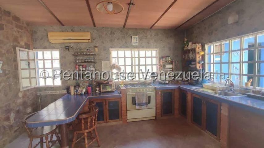 Casa (1 Nivel) en Venta en Bahia de Cata, Aragua - 5