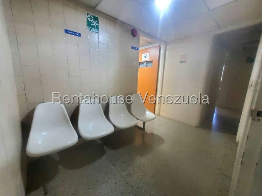 Negocios y Empresas (Medicina y Salud) en Venta en El Marques, Distrito Metropolitano - 23