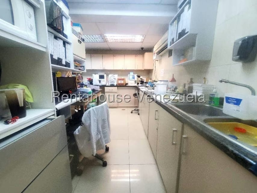 Negocios y Empresas (Medicina y Salud) en Venta en El Marques, Distrito Metropolitano - 48