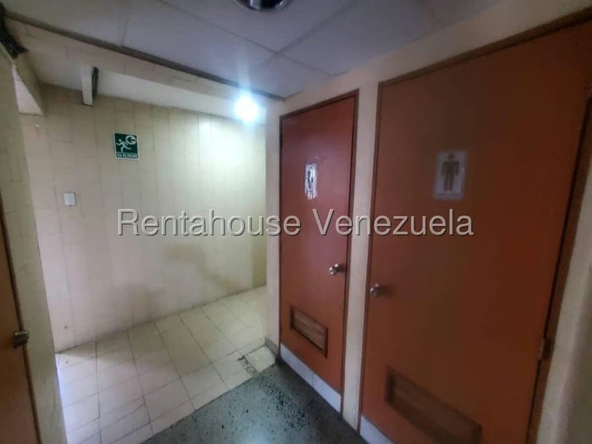 Negocios y Empresas (Medicina y Salud) en Venta en El Marques, Distrito Metropolitano - 49