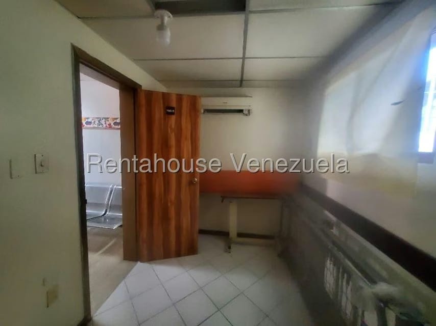 Negocios y Empresas (Medicina y Salud) en Venta en El Marques, Distrito Metropolitano - 55