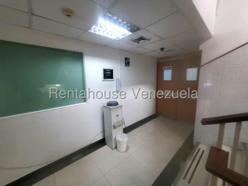 Negocios y Empresas (Medicina y Salud) en Venta en El Marques, Distrito Metropolitano - 57