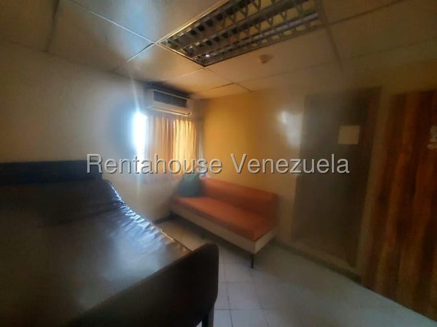 Negocios y Empresas (Medicina y Salud) en Venta en El Marques, Distrito Metropolitano - 58