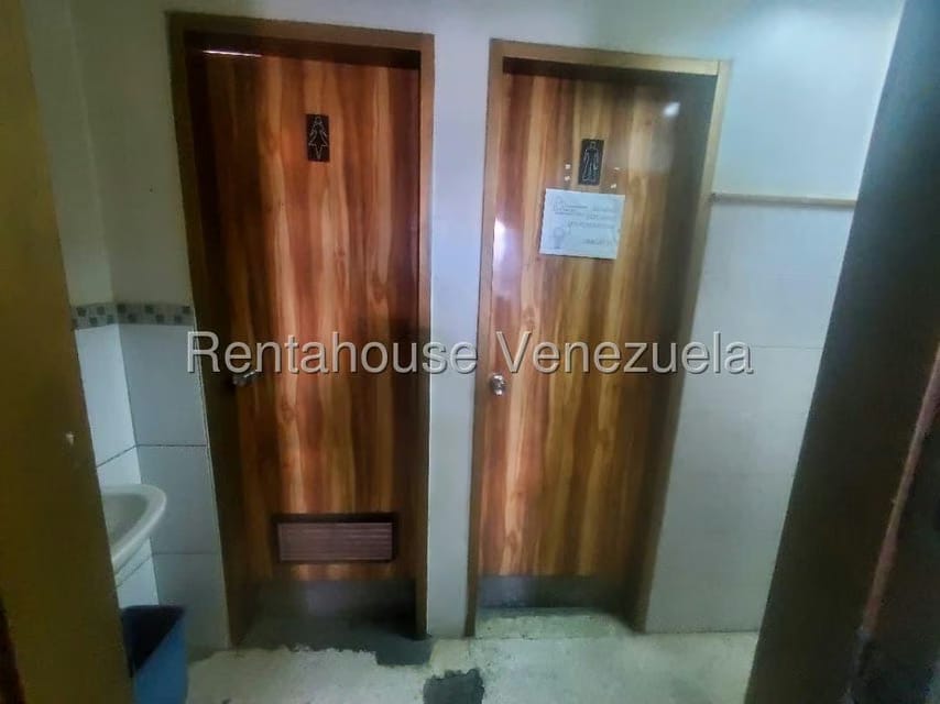 Negocios y Empresas (Medicina y Salud) en Venta en El Marques, Distrito Metropolitano - 61