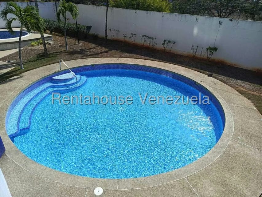 Apartamento (1 Nivel) en Venta en Costa Azul, Nueva Esparta - 2