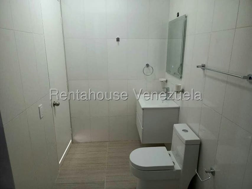 Apartamento (1 Nivel) en Venta en Costa Azul, Nueva Esparta - 15