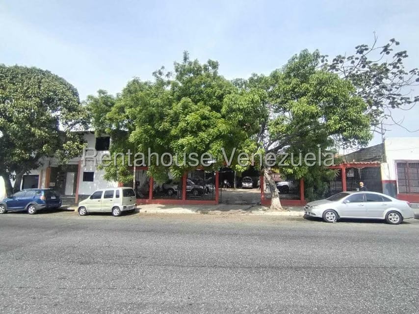 Terreno (Comercial) en Alquiler en Parroquia Catedral, Lara - 13
