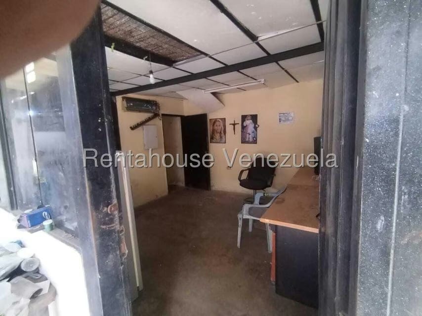 Terreno (Comercial) en Alquiler en Parroquia Catedral, Lara - 14