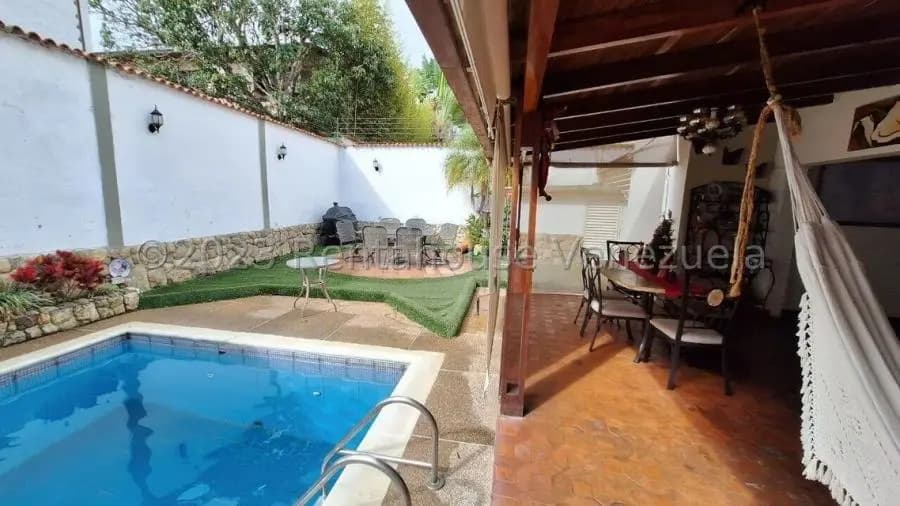 Casa en Venta en Lomas de La Lagunita Caracas - 14
