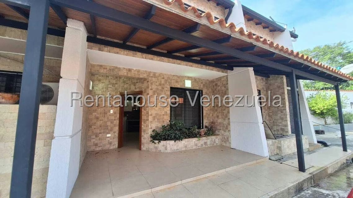 Townhouse (Duplex) en Venta en El Paraiso, Merida - 2