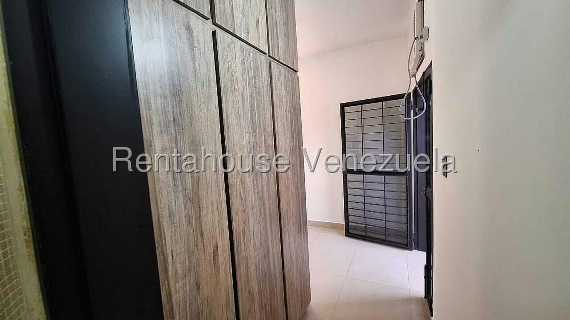 Townhouse (Duplex) en Venta en El Paraiso, Merida - 13