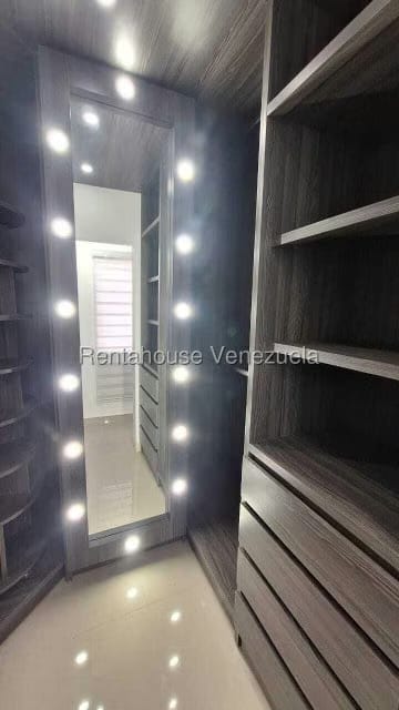 Townhouse (Duplex) en Venta en El Paraiso, Merida - 34