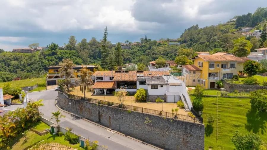 Casa en Venta en La Lagunita Country Club Caracas - 25