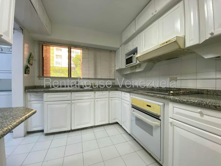 Apartamento (1 Nivel) en Alquiler en Colinas de Valle Arriba, Distrito Metropolitano - 8