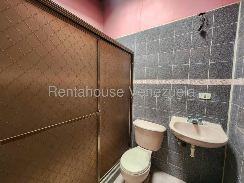 Casa (1 Nivel) en Venta en Almarriera, Lara - 11