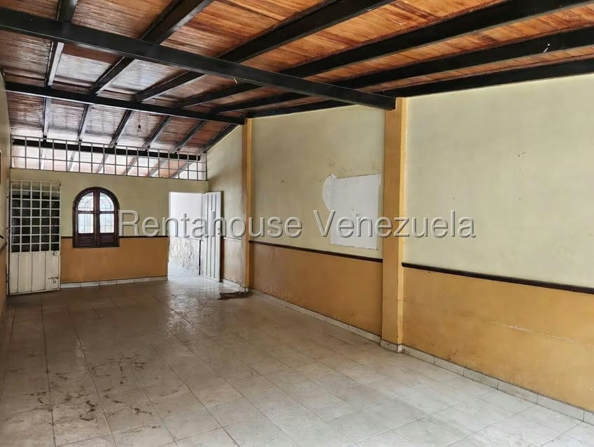 Casa (1 Nivel) en Venta en Almarriera, Lara - 16