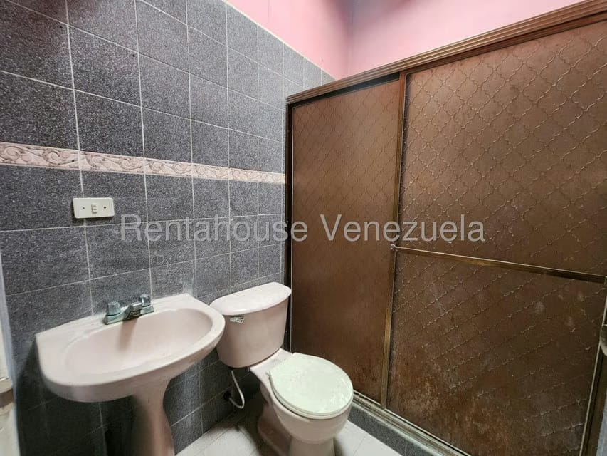 Casa (1 Nivel) en Venta en Almarriera, Lara - 25