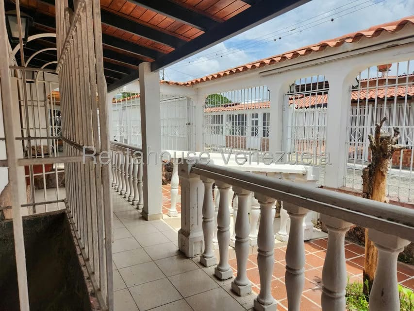 Casa (1 Nivel) en Venta en Almarriera, Lara - 28