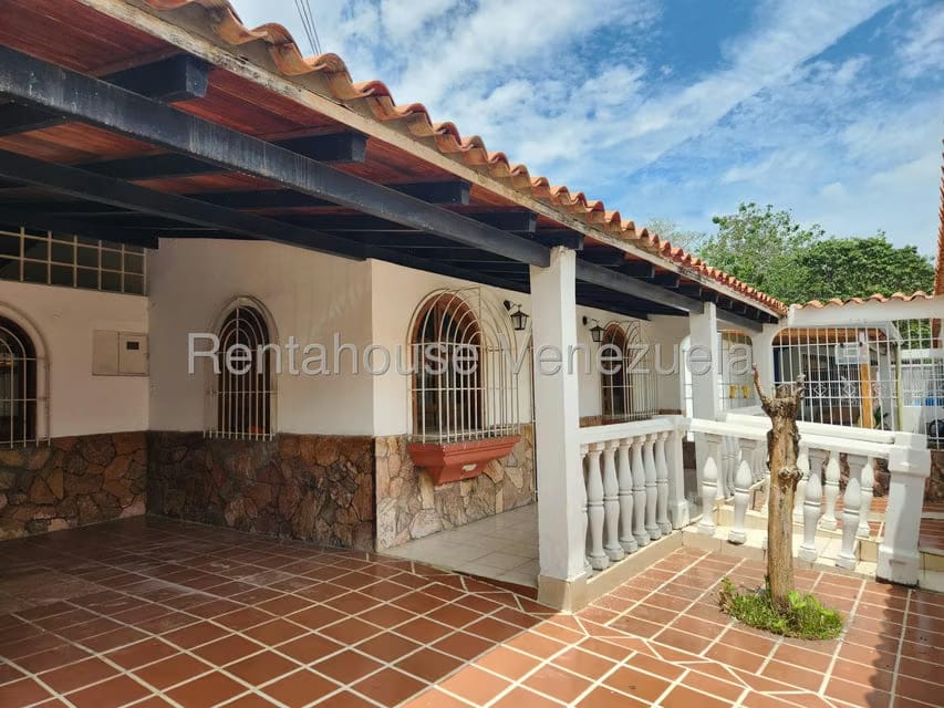 Casa (1 Nivel) en Venta en Almarriera, Lara - 29