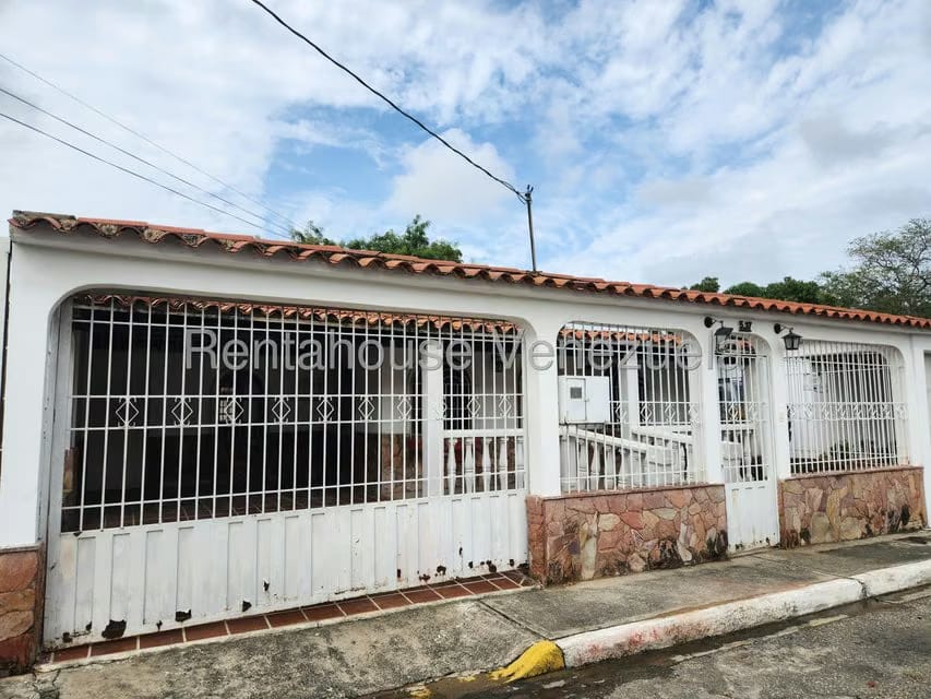 Casa (1 Nivel) en Venta en Almarriera, Lara - 31