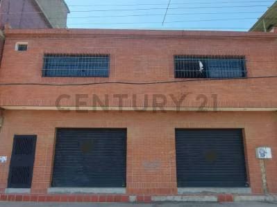 En venta Edificación para uso comercial con Varios Locales en obra Avanzada