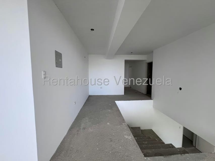 Apartamento (Duplex) en Venta en Llano Alto, Miranda - 23