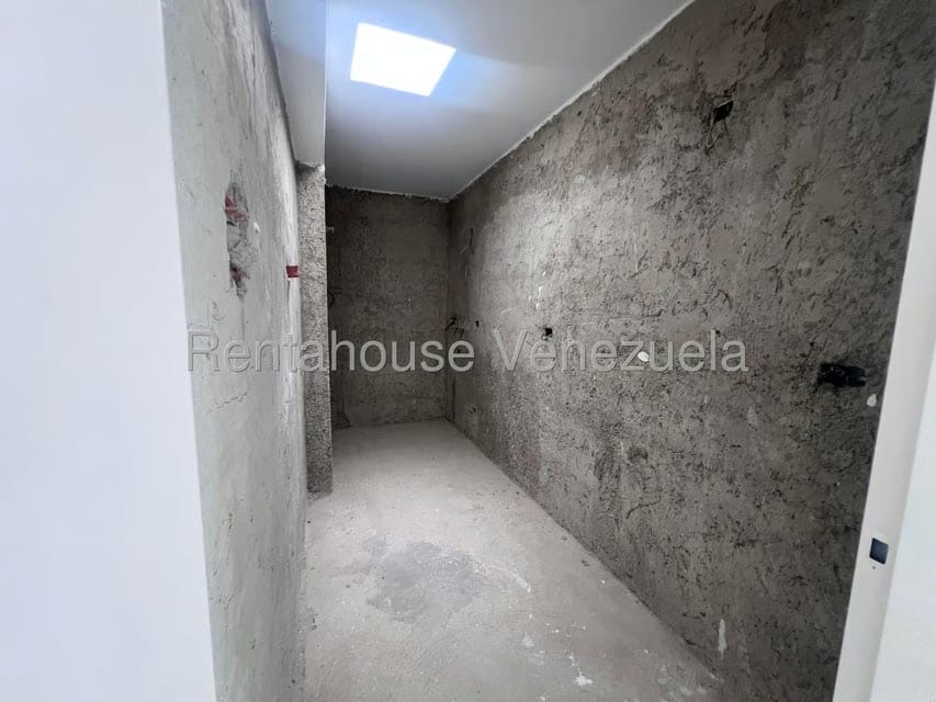 Apartamento (Duplex) en Venta en Llano Alto, Miranda - 24