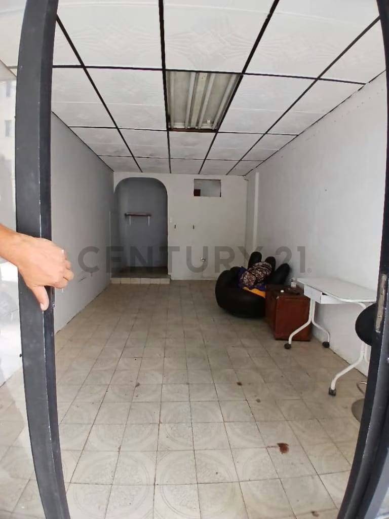 Local en Alquiler - 5