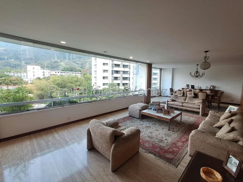 Apartamento (Duplex) en Venta en San Bernardino, Distrito Metropolitano - 2