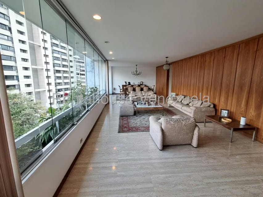 Apartamento (Duplex) en Venta en San Bernardino, Distrito Metropolitano - 15