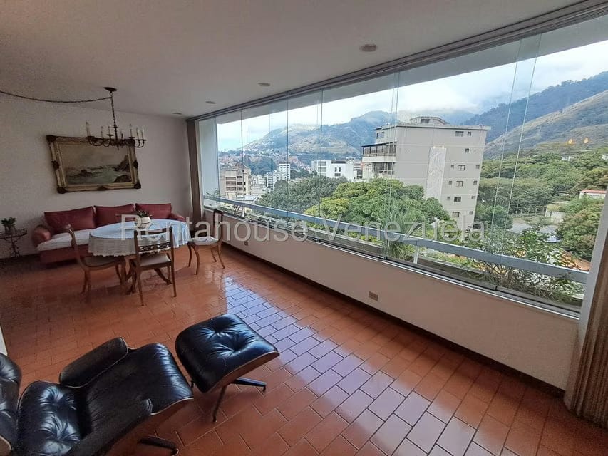 Apartamento (Duplex) en Venta en San Bernardino, Distrito Metropolitano - 16