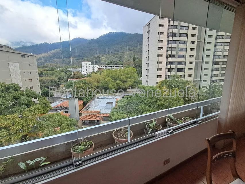 Apartamento (Duplex) en Venta en San Bernardino, Distrito Metropolitano - 18