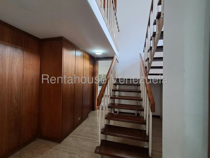 Apartamento (Duplex) en Venta en San Bernardino, Distrito Metropolitano - 31
