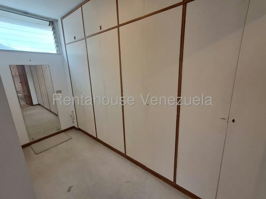 Apartamento (Duplex) en Venta en San Bernardino, Distrito Metropolitano - 43
