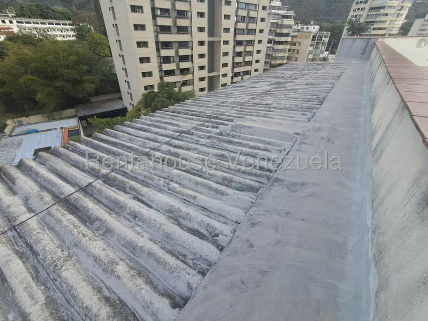 Apartamento (Duplex) en Venta en San Bernardino, Distrito Metropolitano - 55