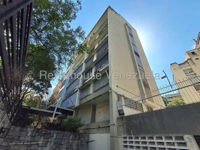 Apartamento (Duplex) en Venta en San Bernardino, Distrito Metropolitano - 58