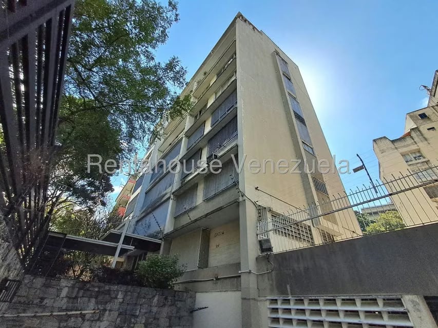 Apartamento (Duplex) en Venta en San Bernardino, Distrito Metropolitano - 58
