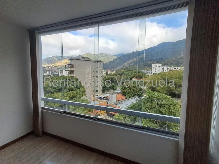 Apartamento (Duplex) en Venta en San Bernardino, Distrito Metropolitano - 7