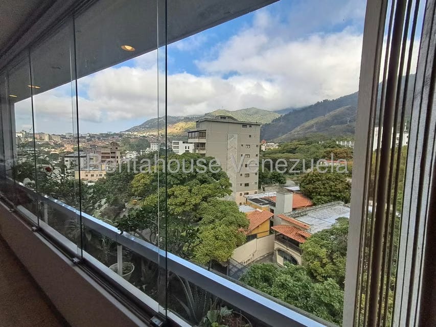 Apartamento (Duplex) en Venta en San Bernardino, Distrito Metropolitano - 9