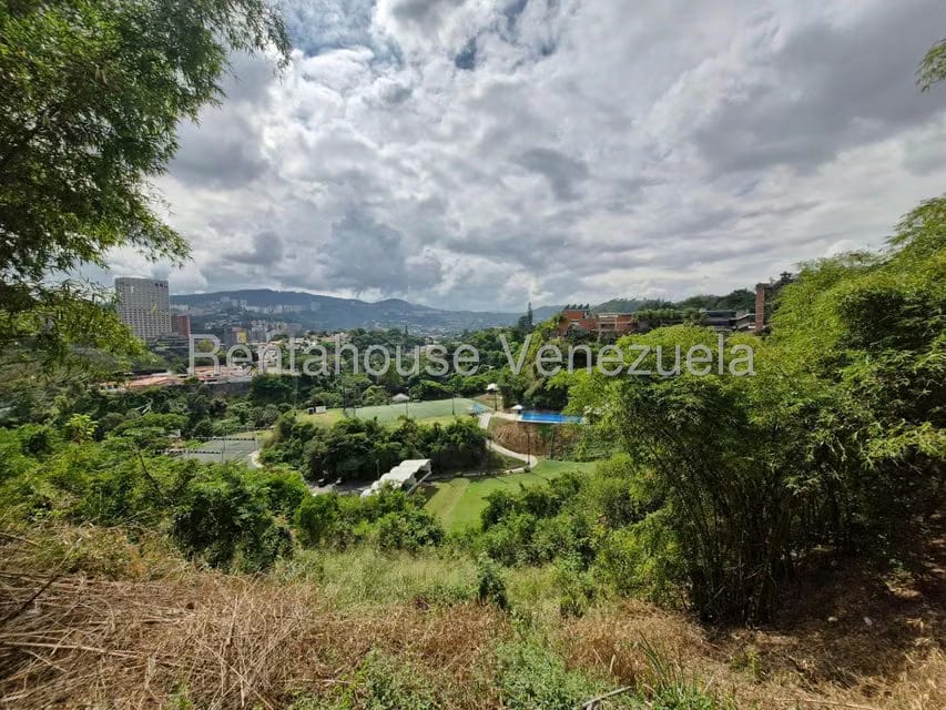 Terreno (Residencial) en Venta en Los Campitos, Distrito Metropolitano - 5