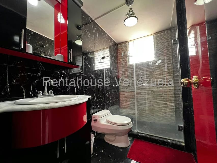 Apartamento (1 Nivel) en Alquiler en El Paraiso, Distrito Metropolitano - 10