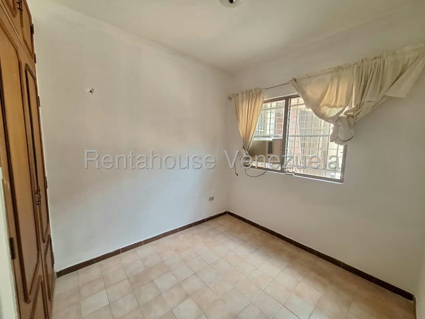 Casa (Duplex) en Alquiler en Prebo II, Carabobo - 12