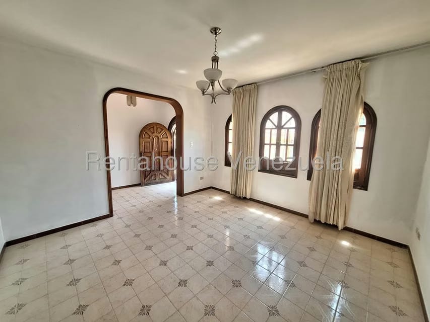 Casa (Duplex) en Alquiler en Prebo II, Carabobo - 3