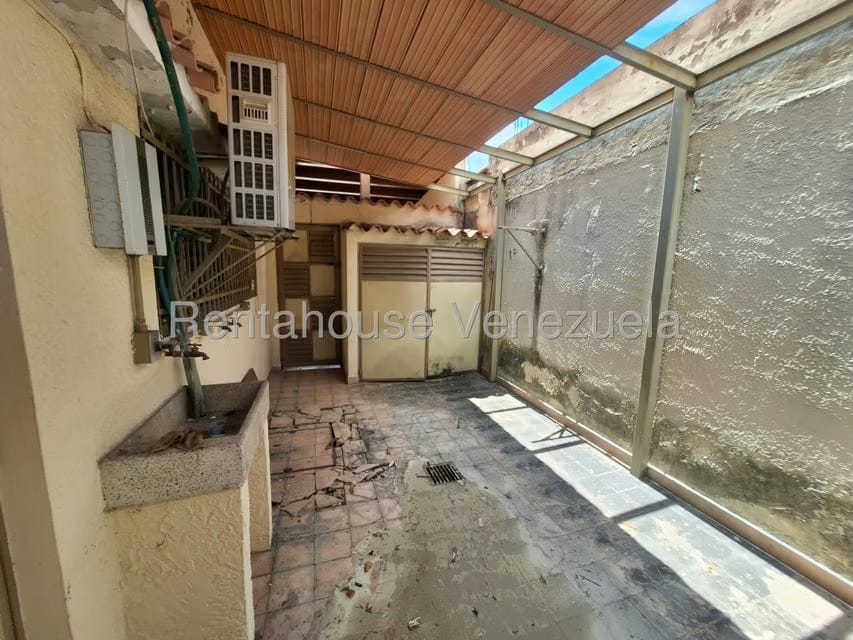 Casa (Duplex) en Alquiler en Prebo II, Carabobo - 33