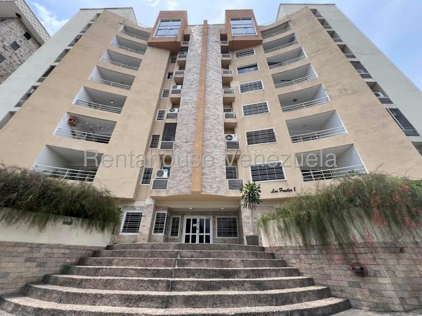 Apartamento (1 Nivel) en Alquiler en Los Chaguaramos, Aragua