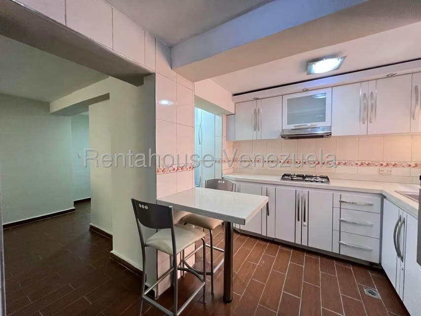 Apartamento (1 Nivel) en Alquiler en Los Chaguaramos, Aragua - 13