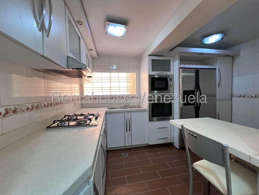 Apartamento (1 Nivel) en Alquiler en Los Chaguaramos, Aragua - 14