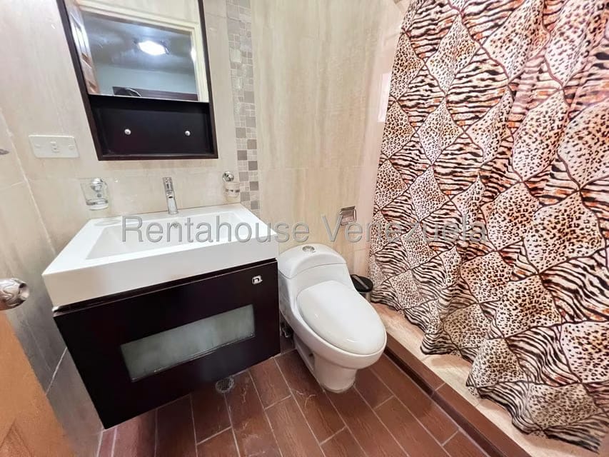 Apartamento (1 Nivel) en Alquiler en Los Chaguaramos, Aragua - 20